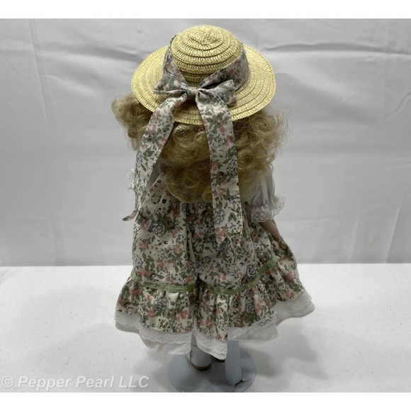 Porcelain Doll 16 Inch Cloth Body Tag Marked J.C. Penney 1992 Blonde Hat No Box - Picture 2 of 6